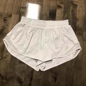 Lululemon size 4 white shorts